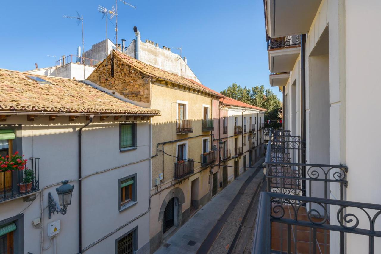 Apartament Otal Urban De "Casa Otal" Jaca Zewnętrze zdjęcie